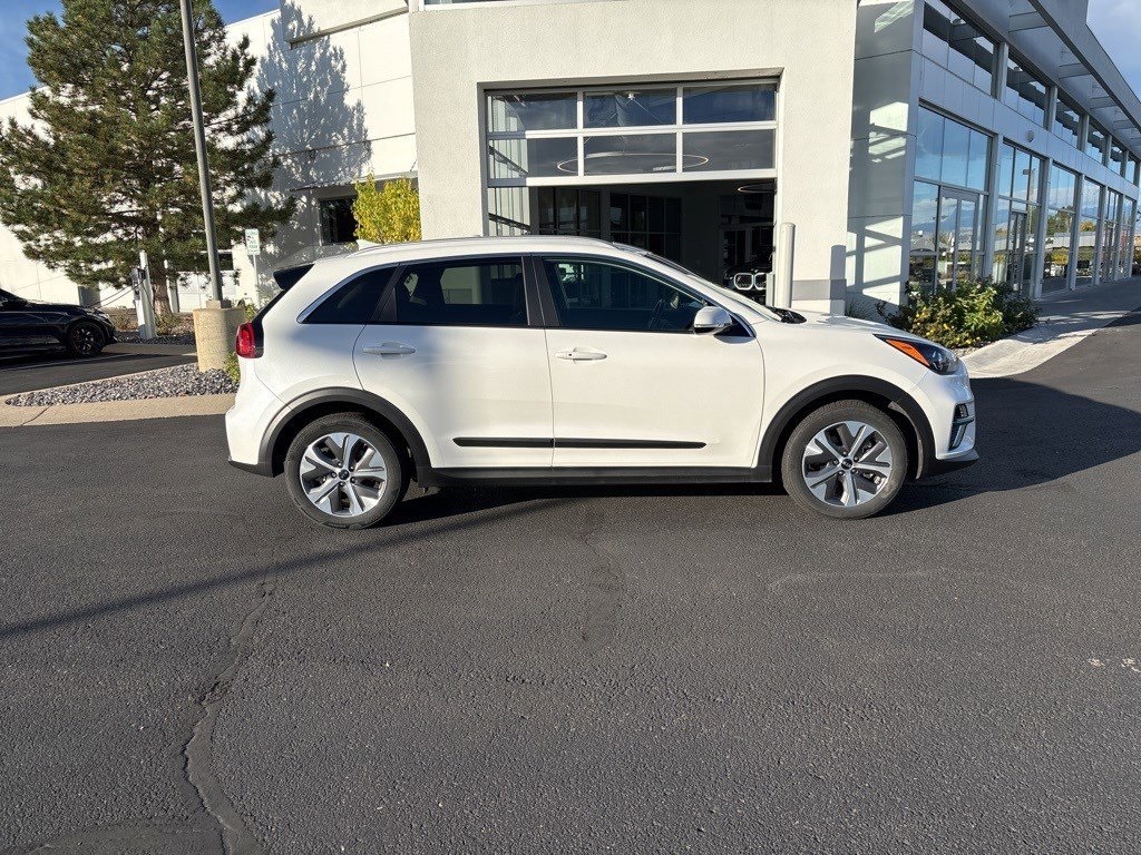2020 Kia Niro EV EX Premium photo 6