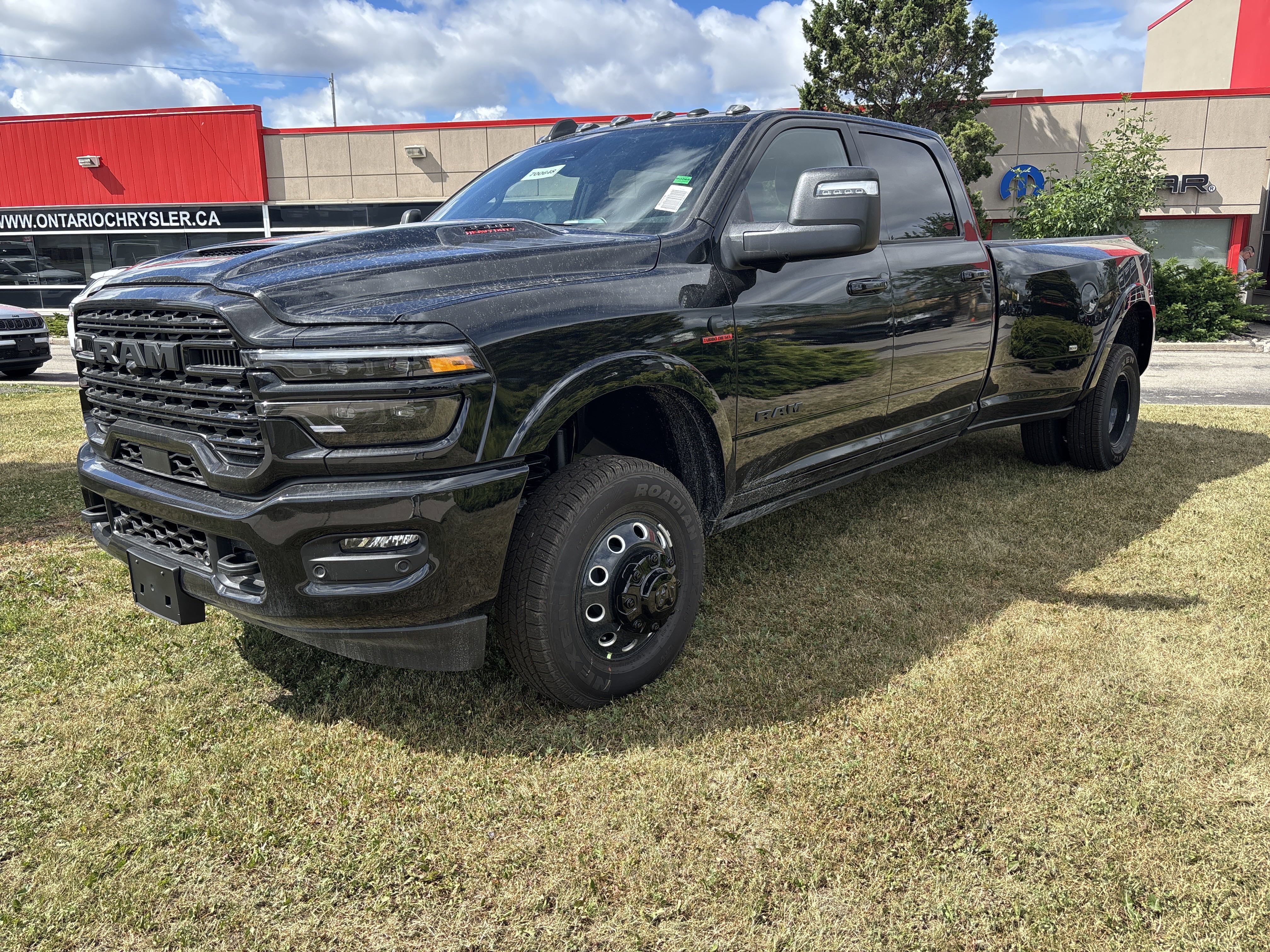 New 2025 Diamond Black Crystal Pearlcoat Ram Limited image 1