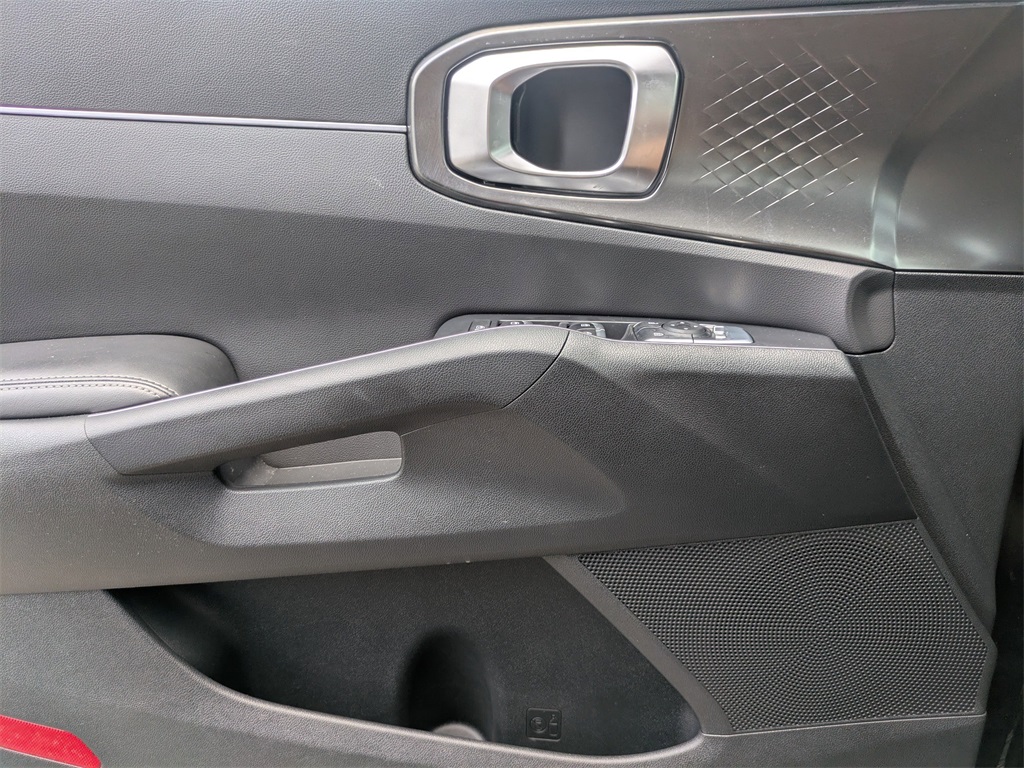 2023 Kia Sorento Hybrid EX photo 25