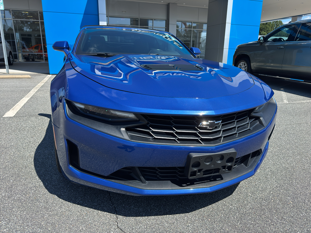 2020 Chevrolet Camaro LT1 photo 2