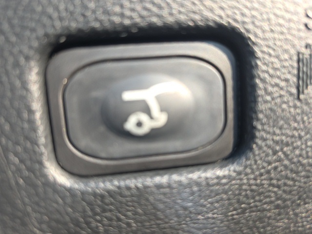 2024 Ford Edge Titanium photo 12
