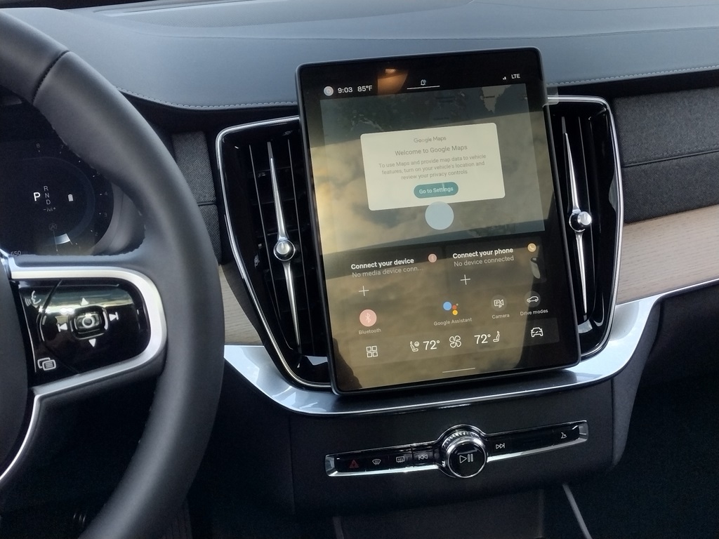 2025 VOLVO XC90 - Image 25