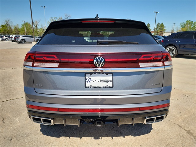2025 Volkswagen Atlas Cross Sport SEL Premium R-Line photo 2