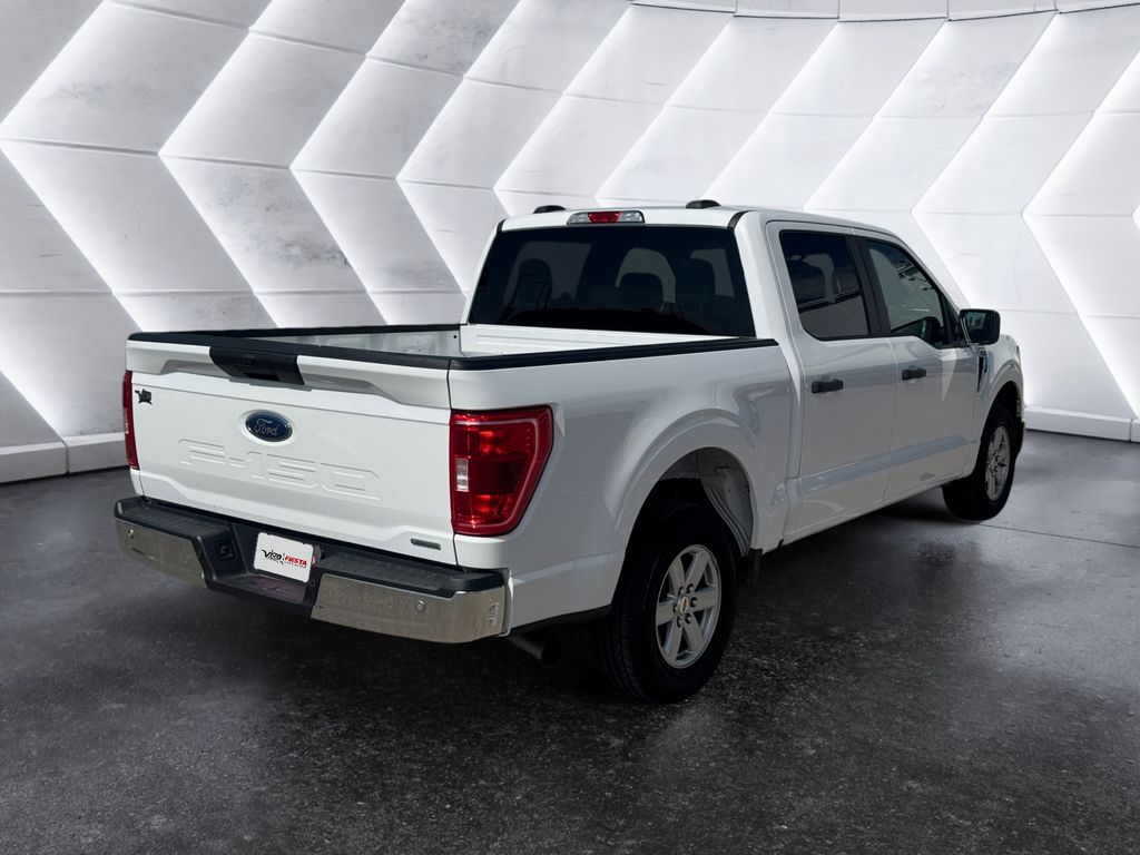 2023 Ford F-150 XLT photo 4