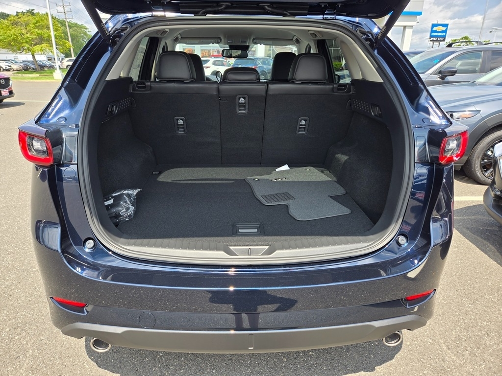 2025 Mazda CX-5 2.5 S Preferred photo 4