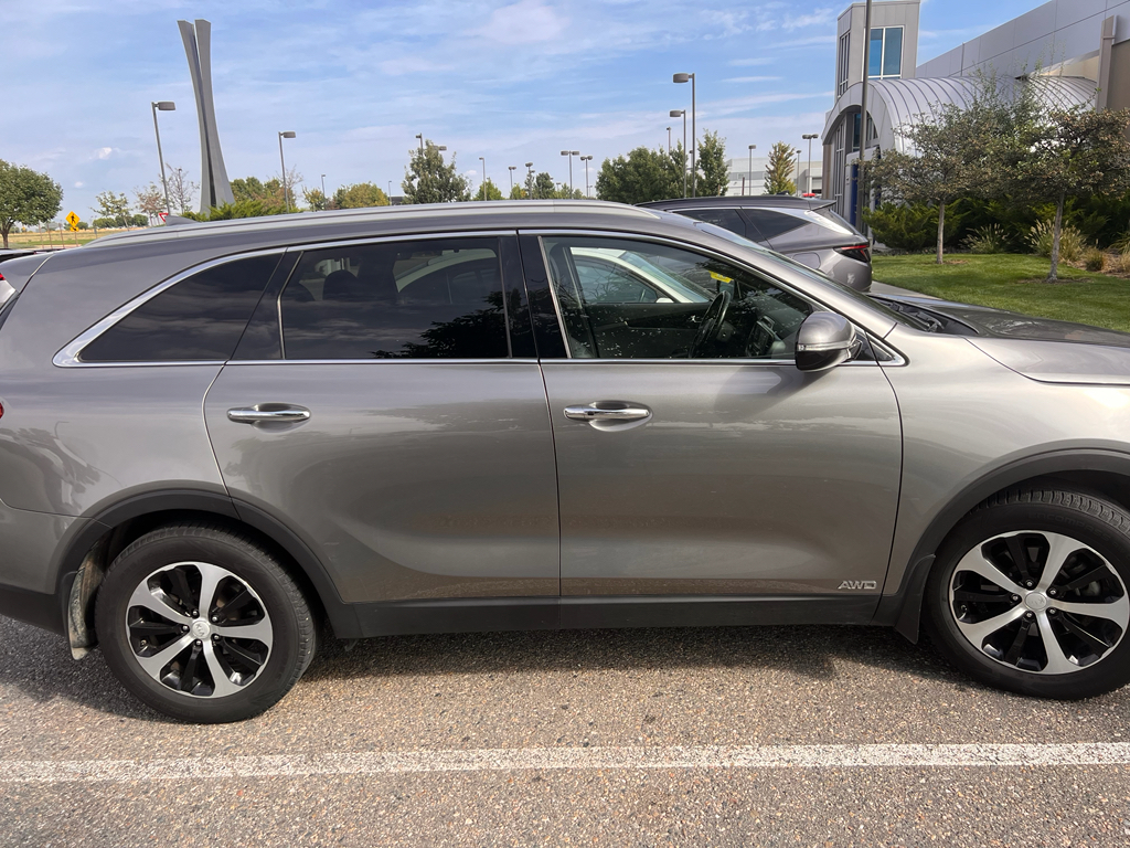 2016 Kia Sorento EX photo 8