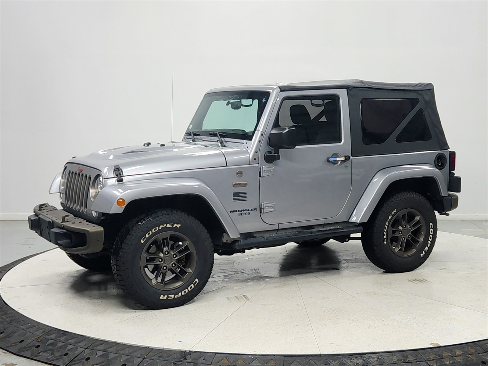 2017 Jeep Wrangler Anniversary Edition photo 3