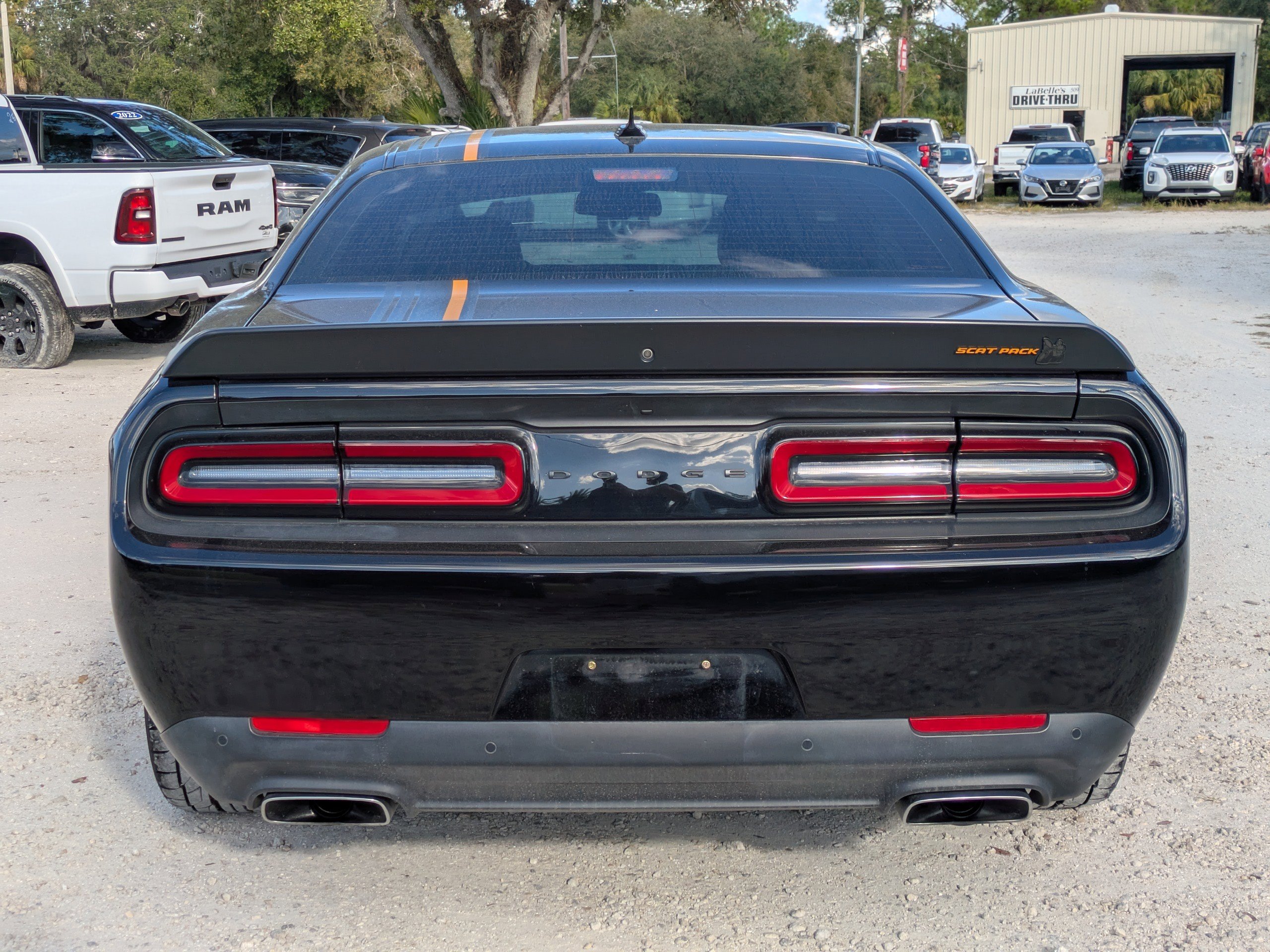 2022 Dodge Challenger R/T Scat Pack Widebody photo 2