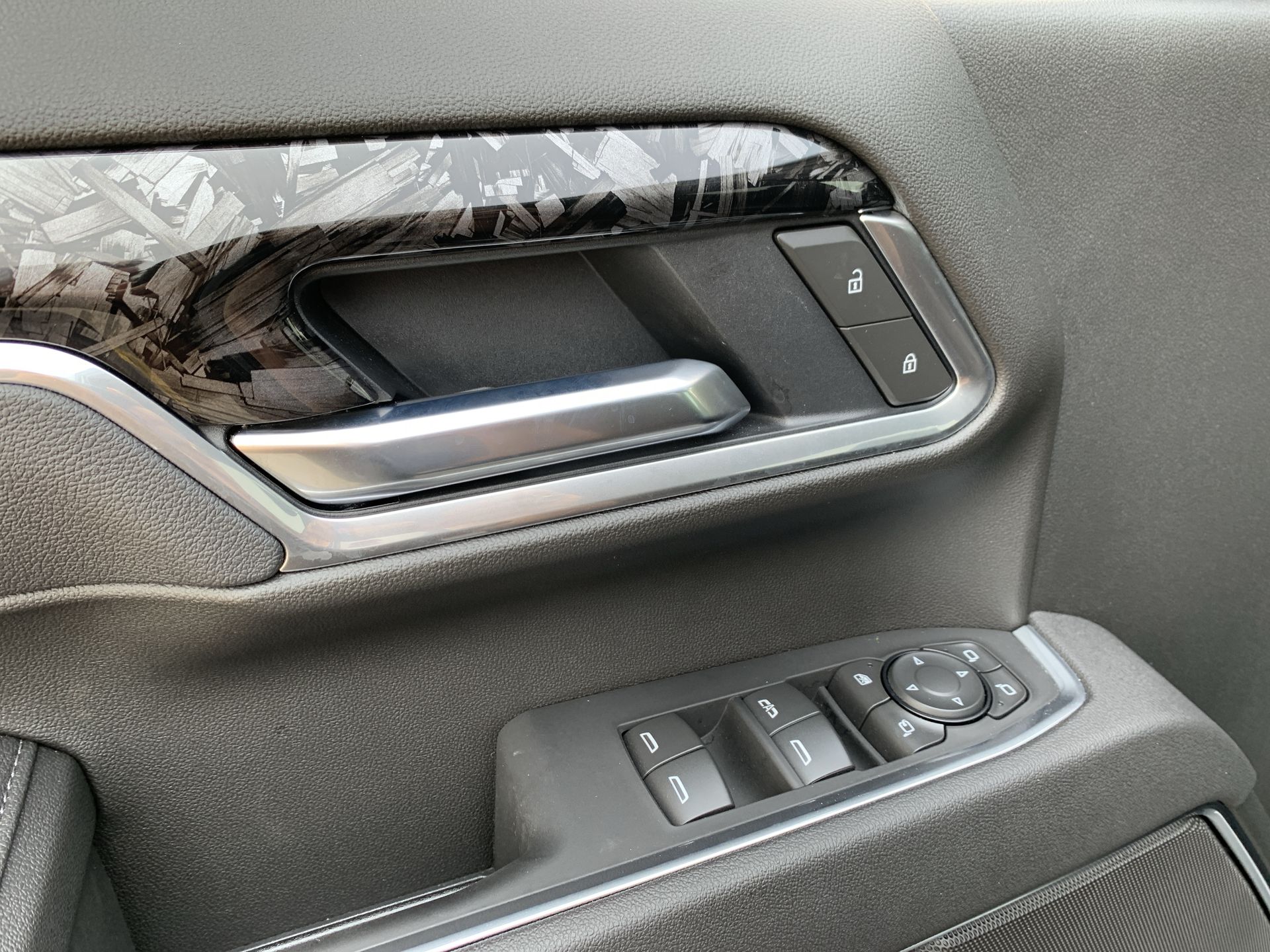 2025 Chevrolet Silverado 2500HD LT photo 35
