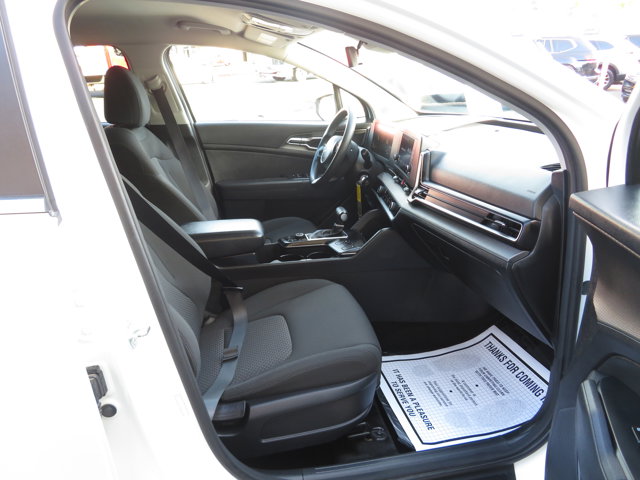 2023 Kia Sportage LX photo 13
