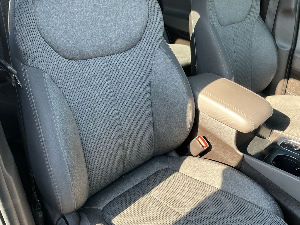 2020 Hyundai Santa Fe SEL photo 24
