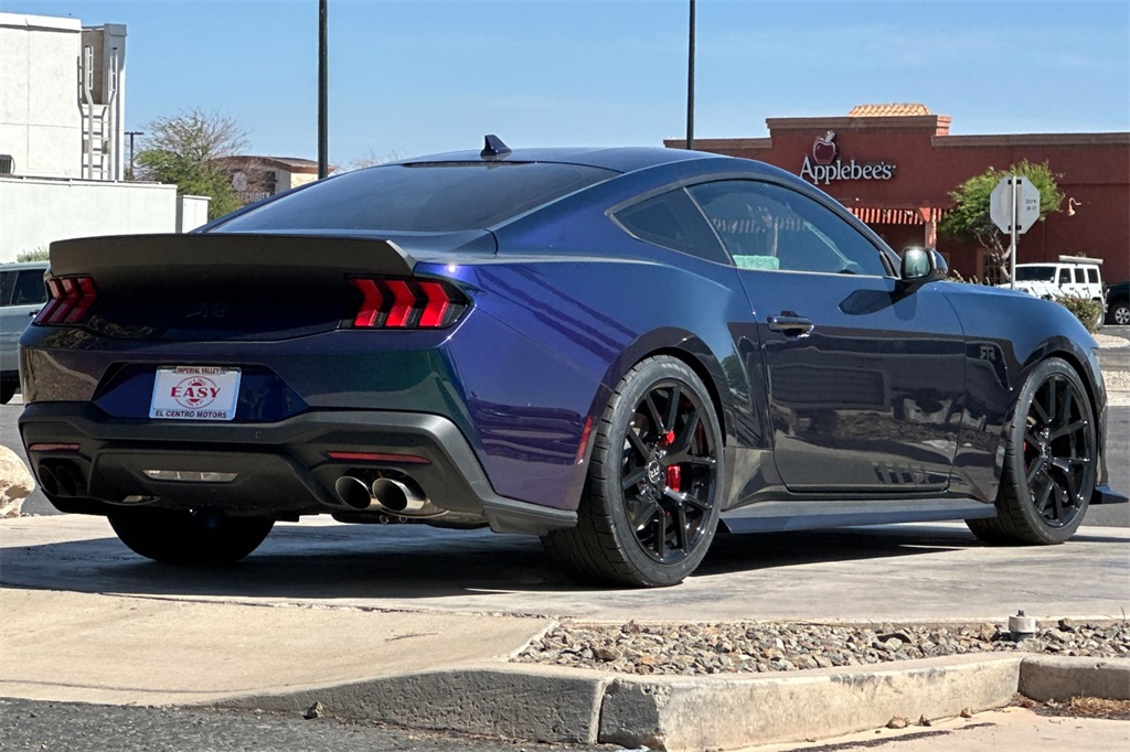 2025 Ford Mustang GT Premium photo 4