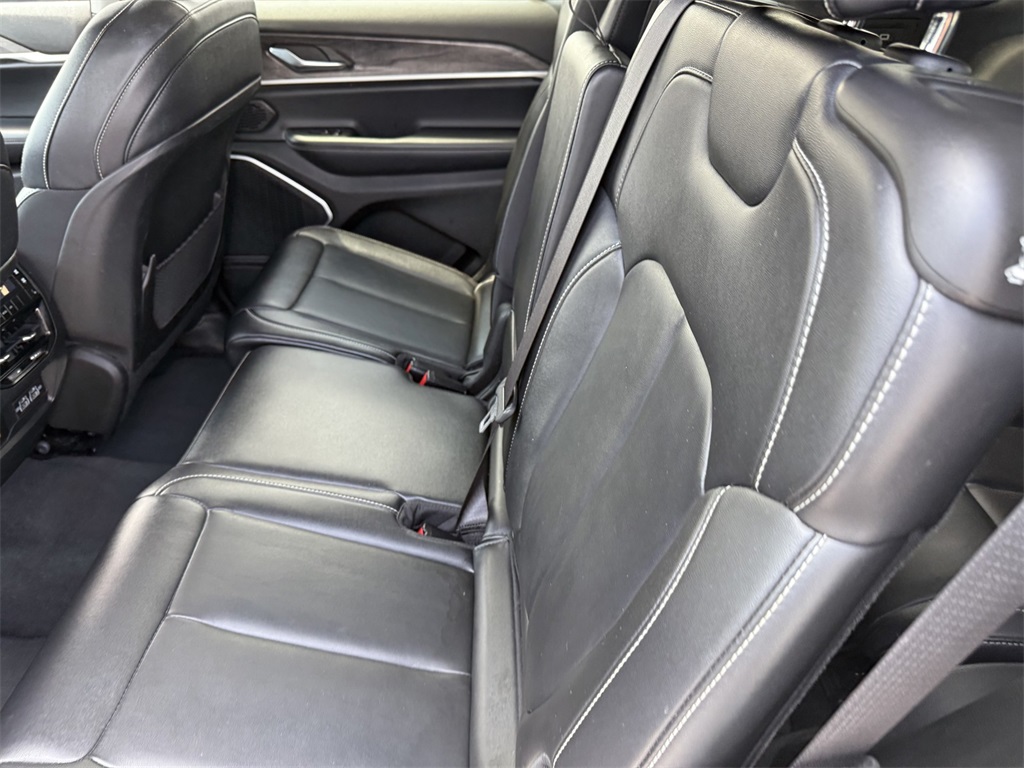 2022 Jeep Grand Cherokee Limited photo 15