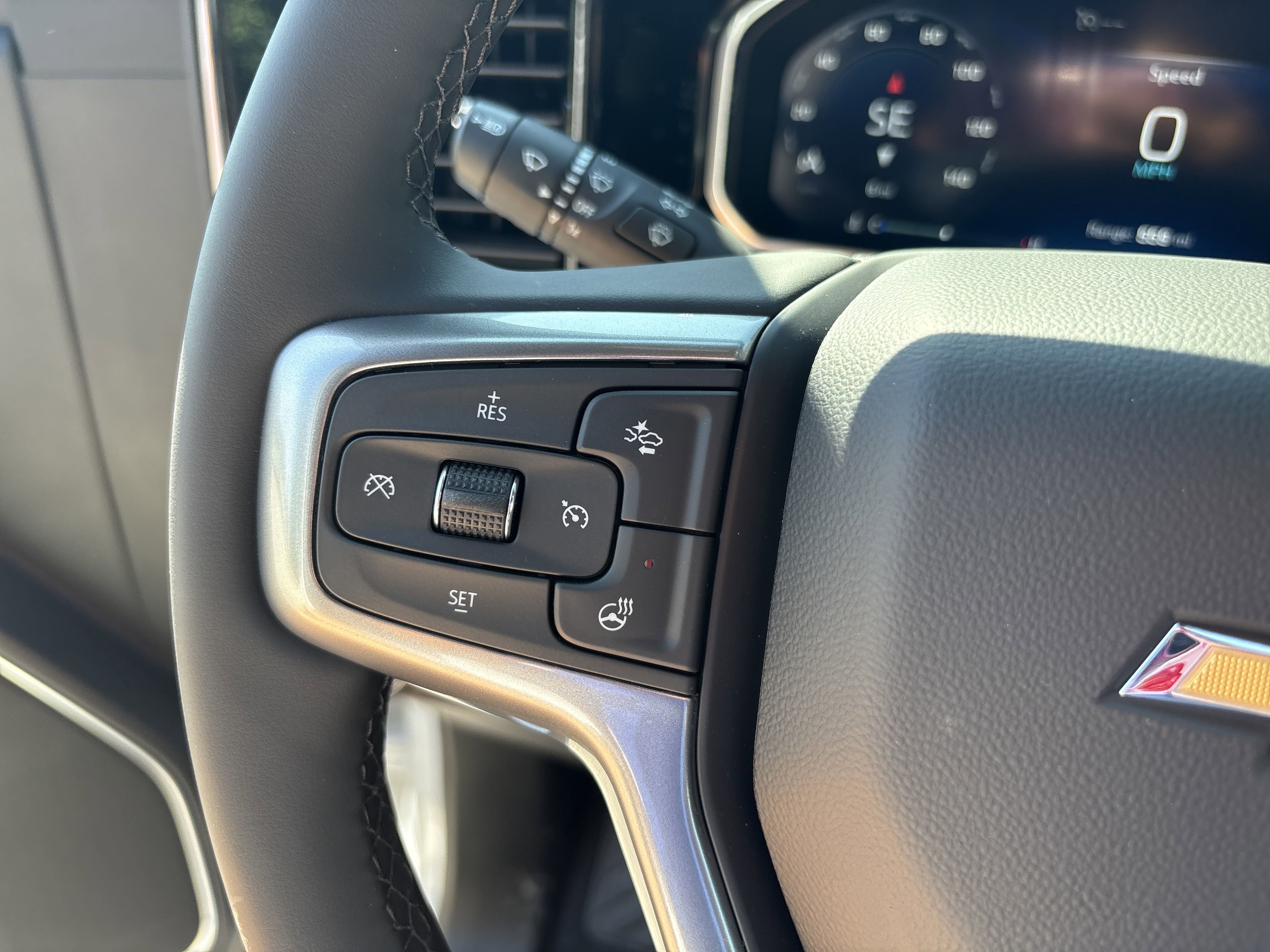 2026 Chevrolet Silverado 1500 LT photo 2