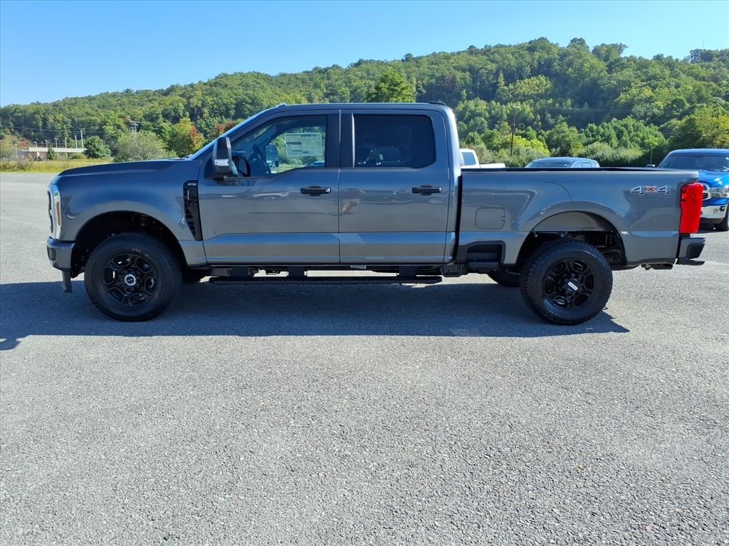 2026 Ford F-250 XL photo 2