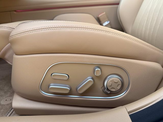 2026 Genesis G90 3.5T E-Supercharger photo 21