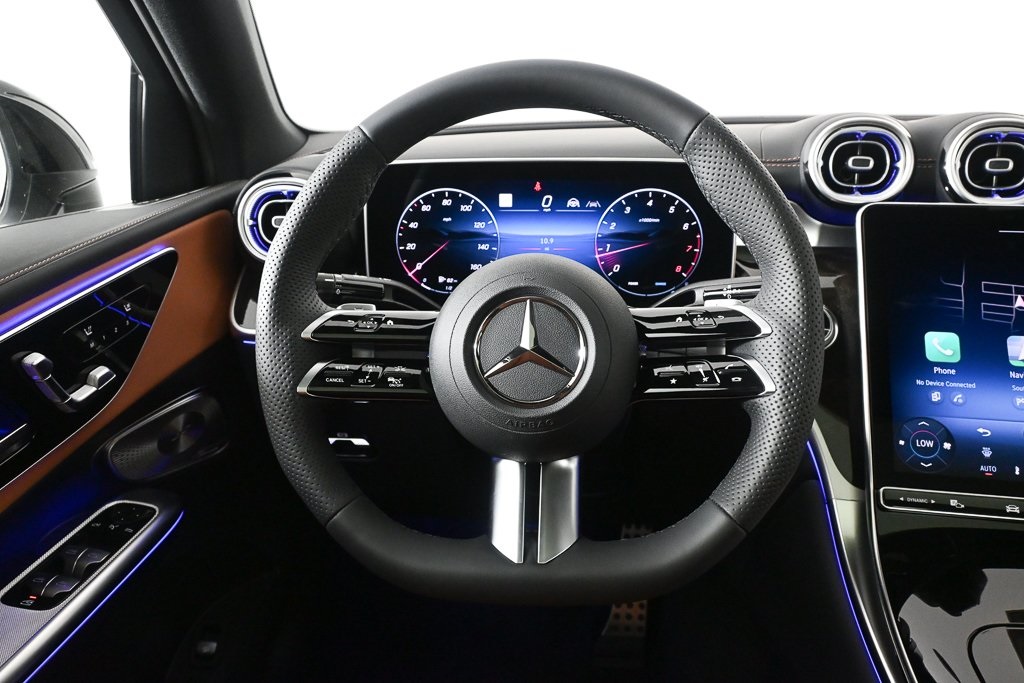 2026 Mercedes Benz GLC 300 4MATIC photo 2