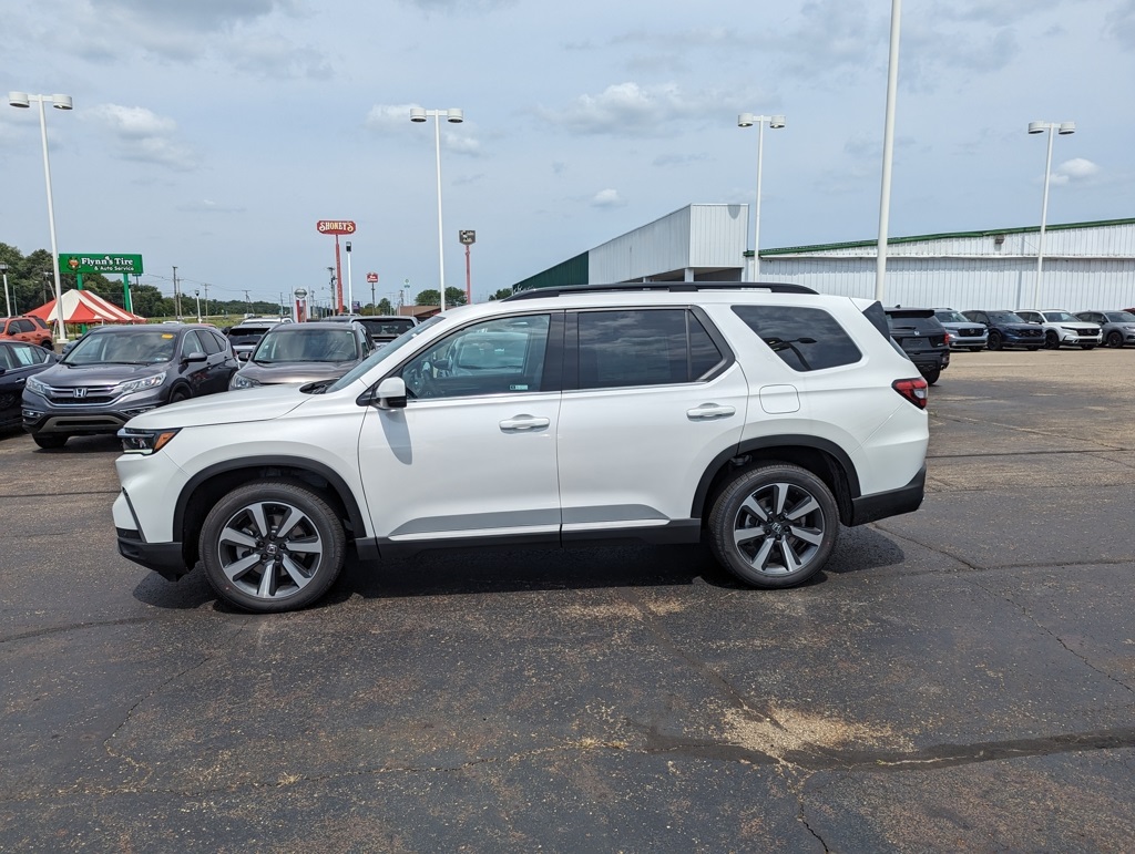 2025 Honda Pilot Touring photo 3