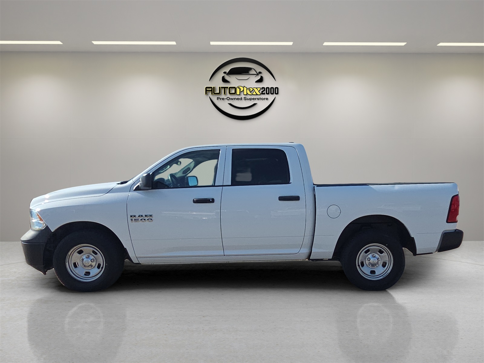2018 Ram 1500 Tradesman photo 4