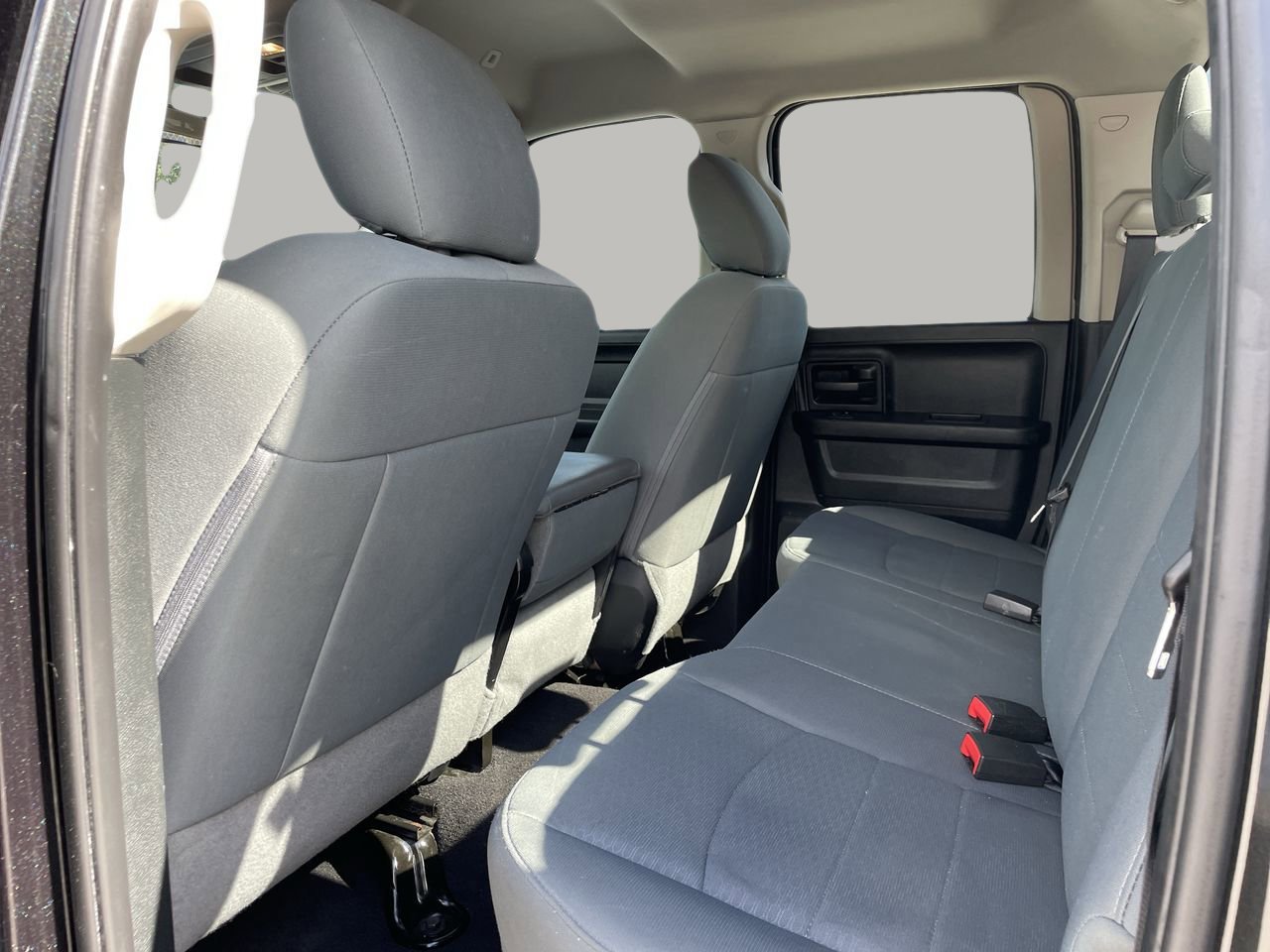 2018 Ram 1500 Express photo 15