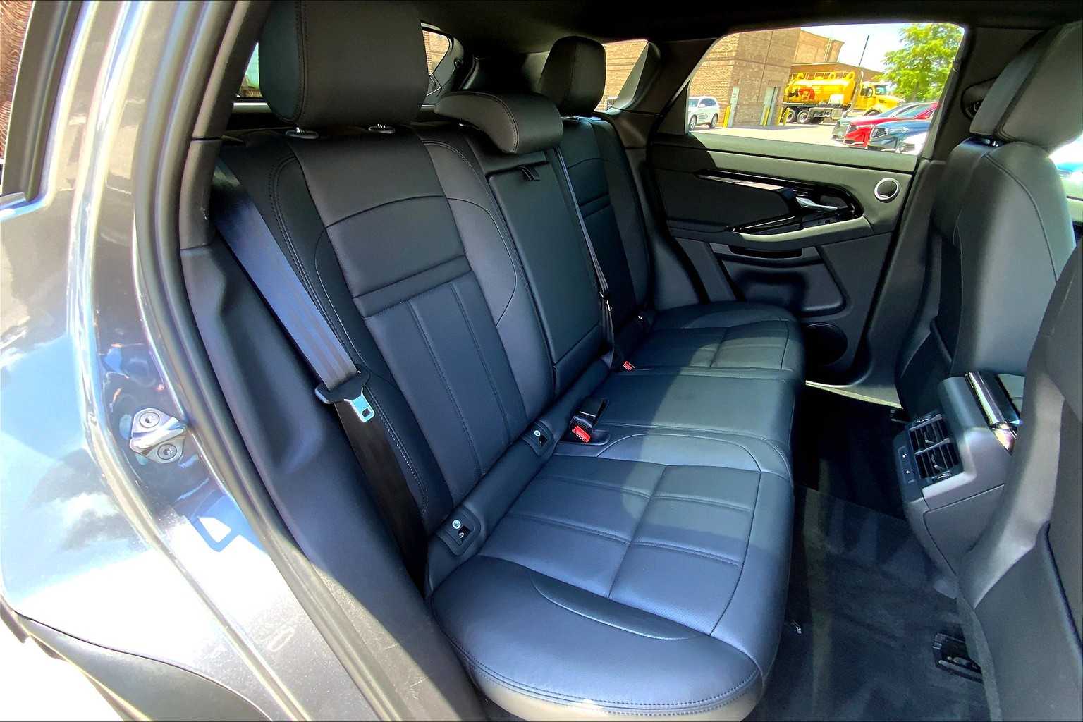 2024 Land Rover Range Rover Evoque S photo 37