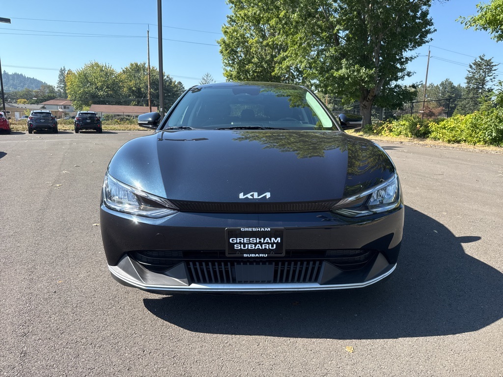 2024 Kia EV6 Light photo 2