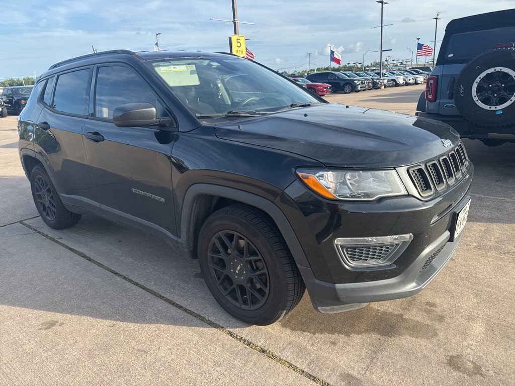 Used 2018 Jeep Compass Sport with VIN 3C4NJCAB9JT133929 for sale in Alvin, TX