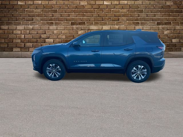 2026 Chevrolet Equinox LT photo 2