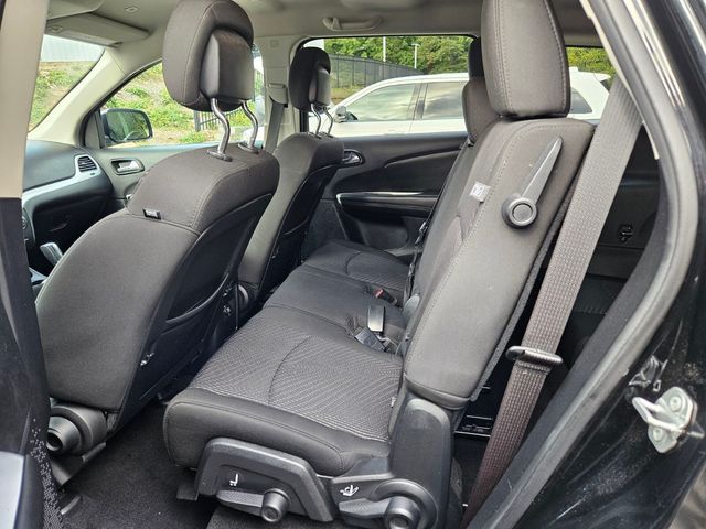 2020 Dodge Journey SE photo 3