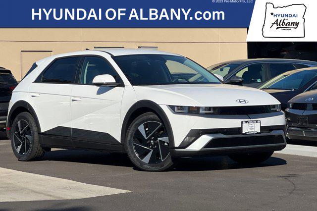 2025 Hyundai IONIQ 5 SE's photo