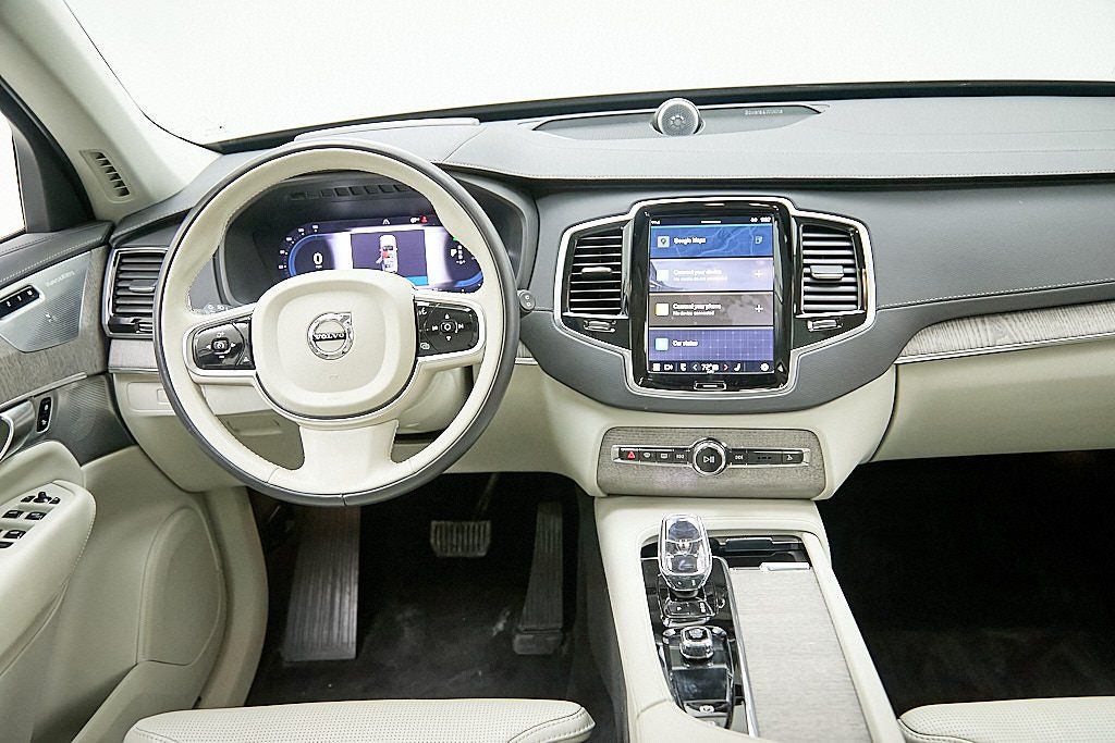 2024 VOLVO XC90 - Image 30