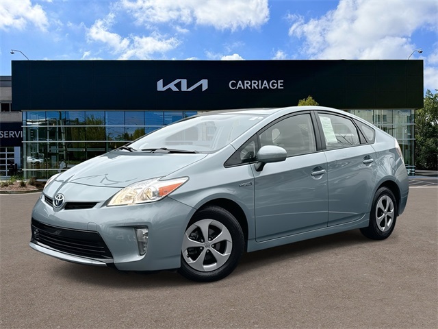 2013 Toyota Prius Two's photo