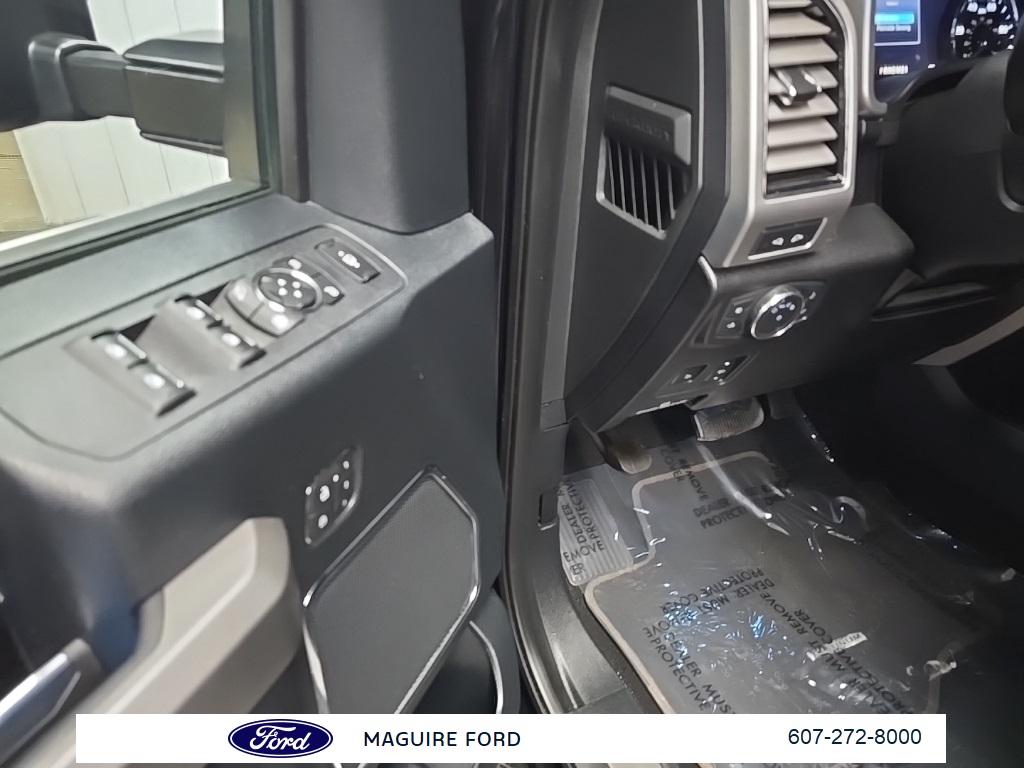 2019 Ford F-250 Platinum photo 25