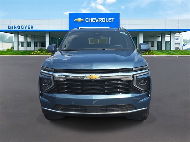 2025 Chevrolet Tahoe LS photo 2