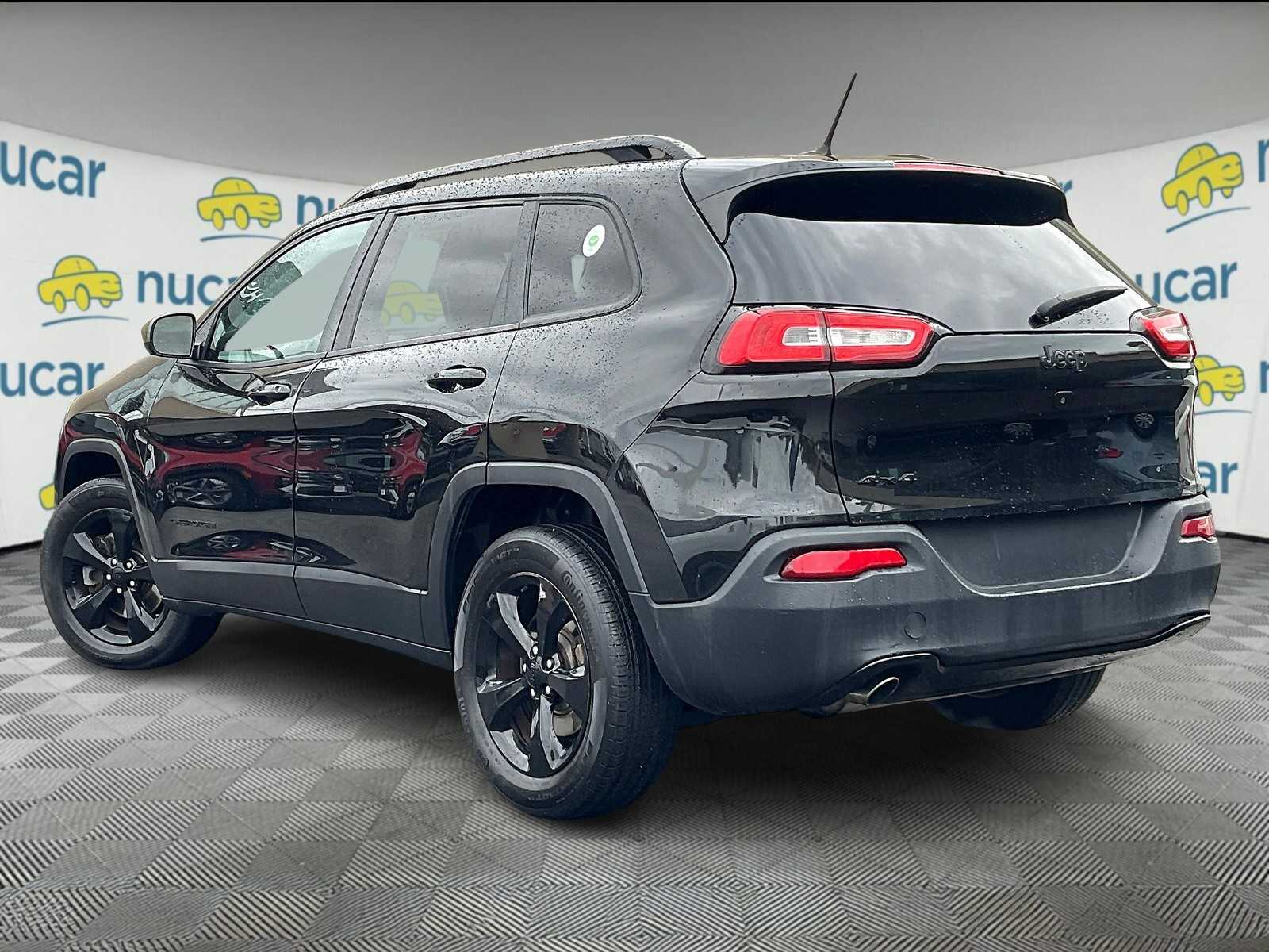 2016 Jeep Cherokee Altitude photo 3