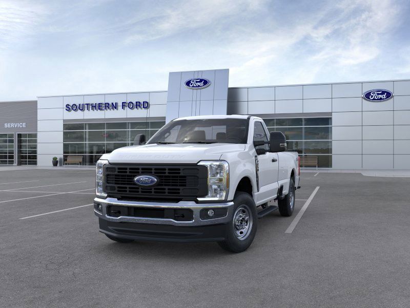 2025 Ford F-250 XLT photo 2
