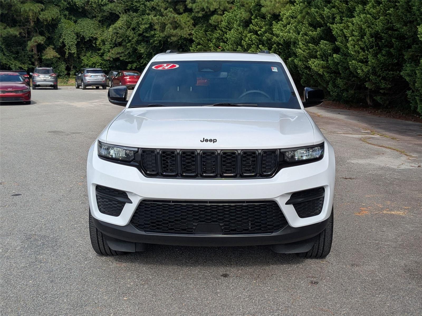2024 Jeep Grand Cherokee Altitude X photo 3