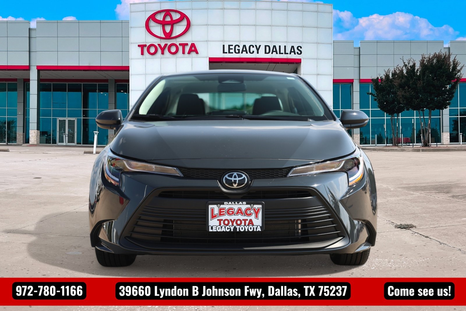 2026 Toyota Corolla LE photo 4