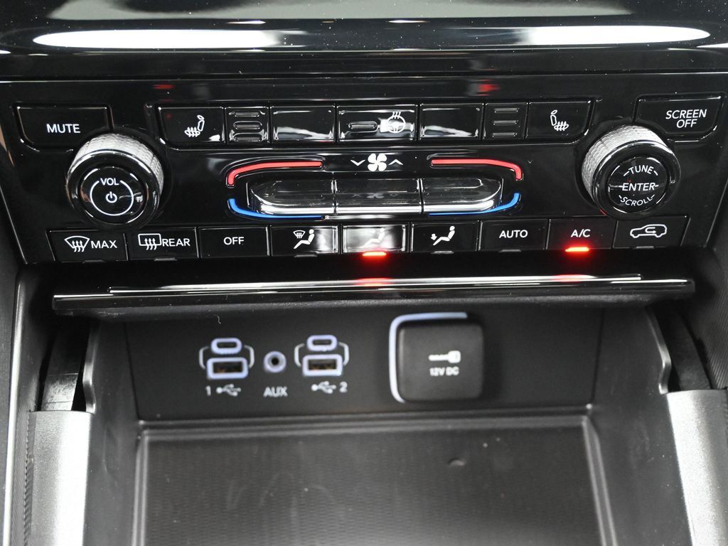 2025 Jeep Grand Cherokee Altitude X photo 15