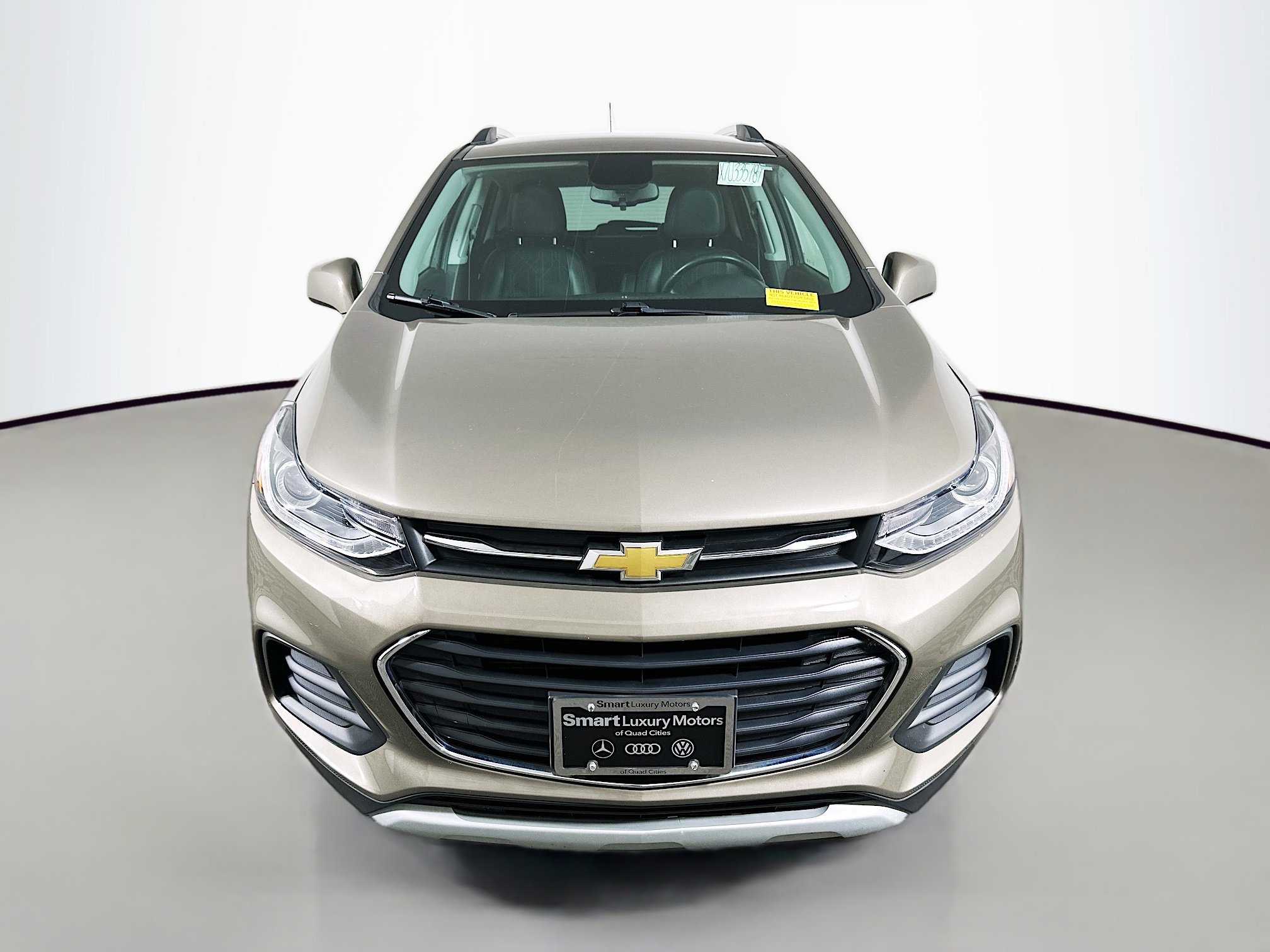 2020 Chevrolet Trax LT photo 2