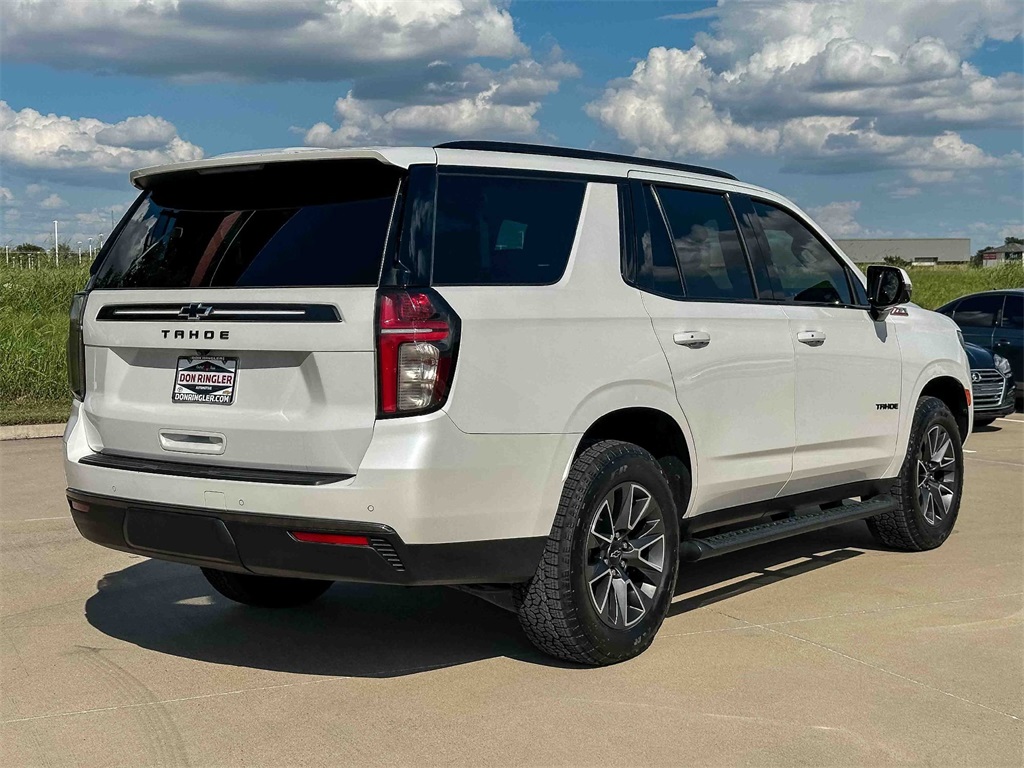 2021 Chevrolet Tahoe Z71 photo 3