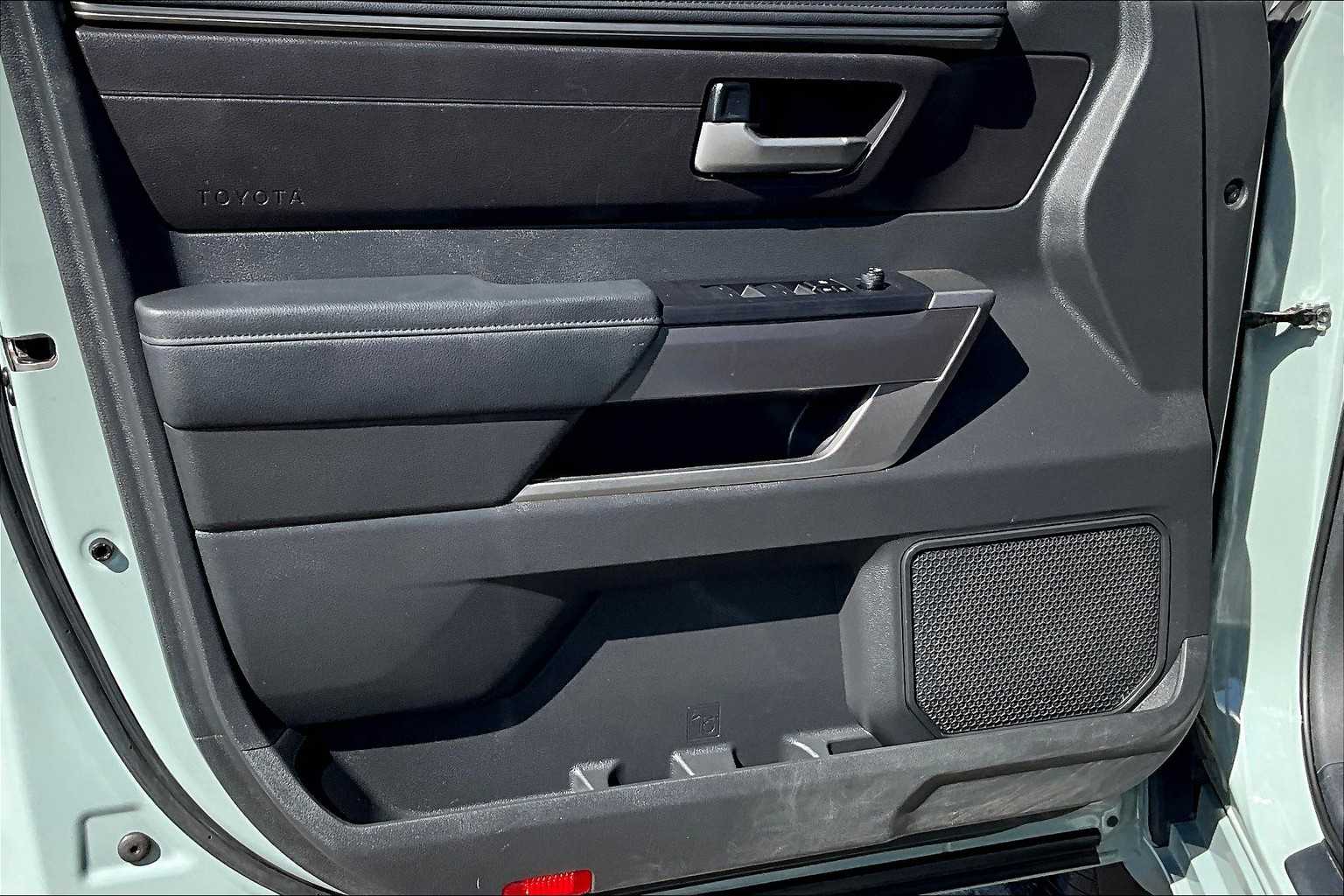 2024 Toyota Tundra CrewMax SR5 photo 21