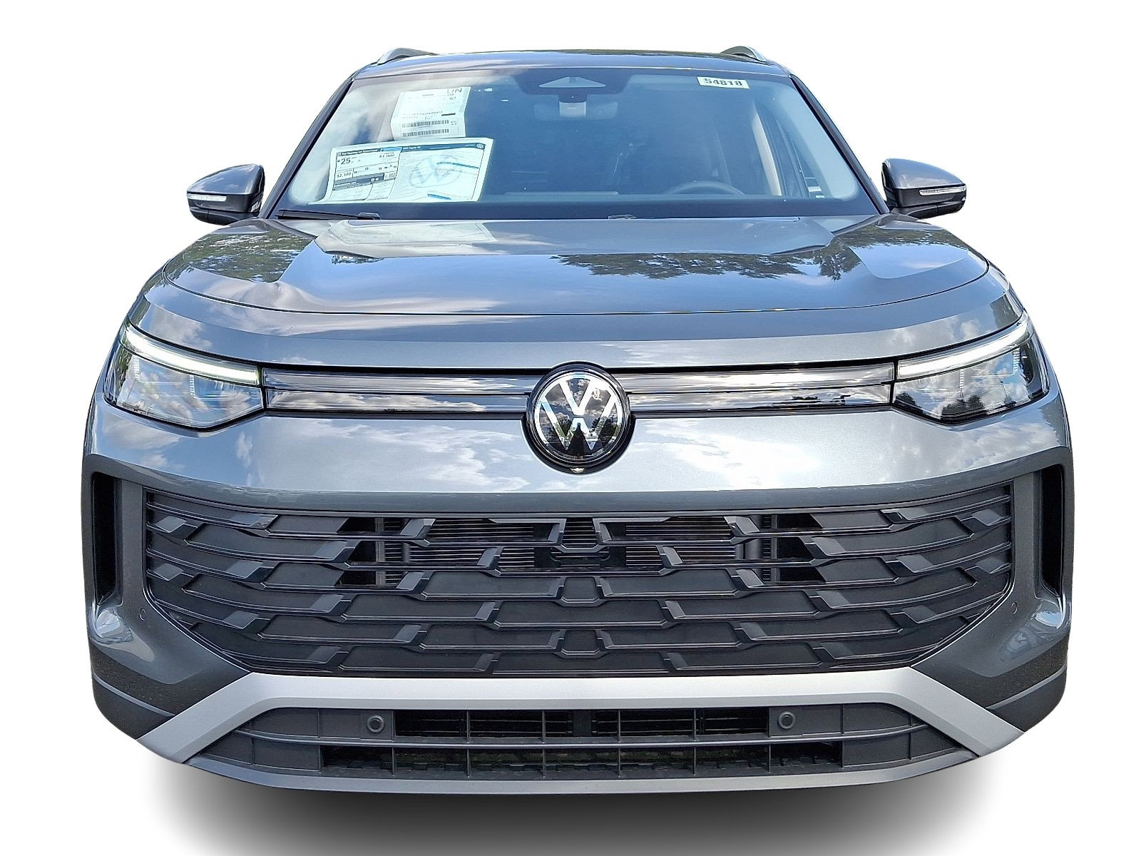 2025 Volkswagen Tiguan SE photo 2
