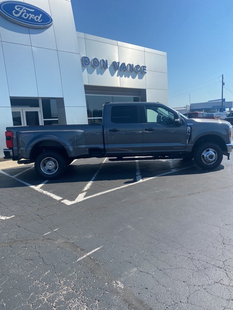 2025 Ford F-350 XL photo 11