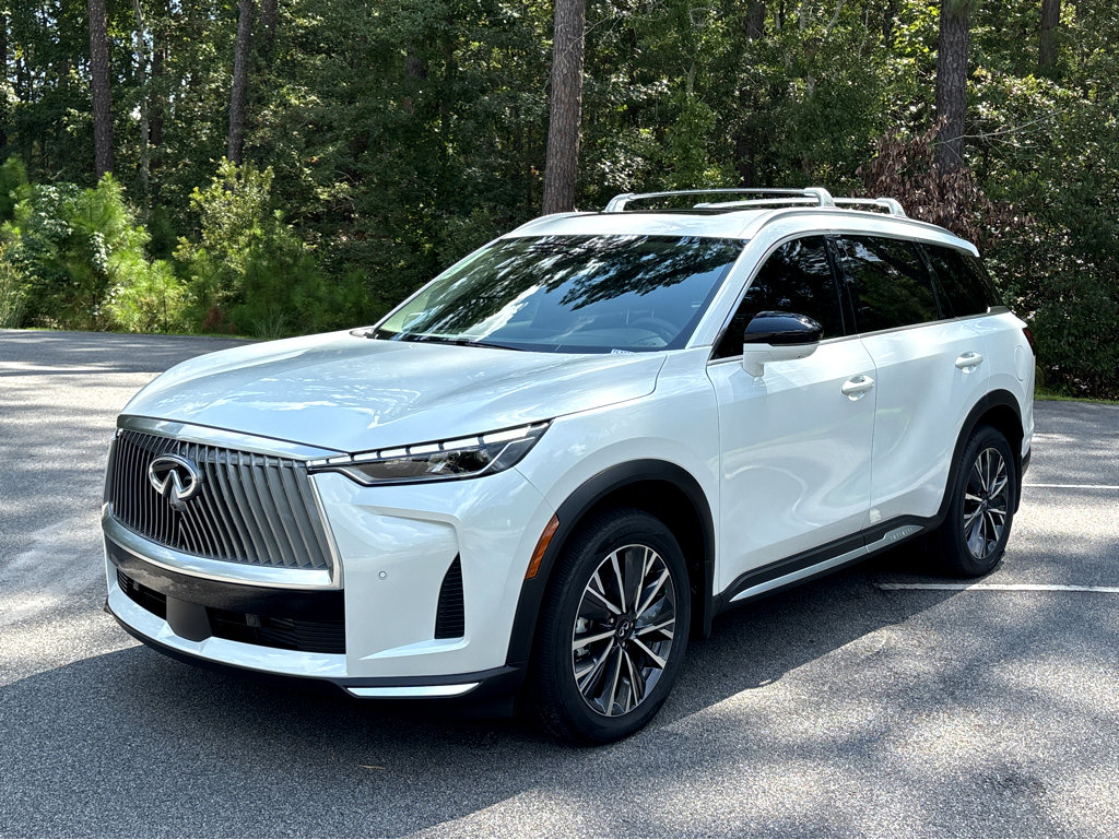 2026 Infiniti QX60 Luxe AWD photo 3