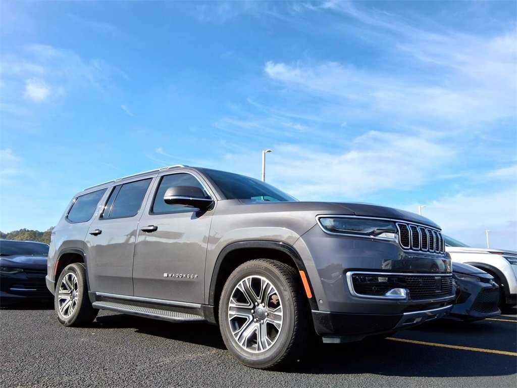2022 Jeep Wagoneer Series III's photo