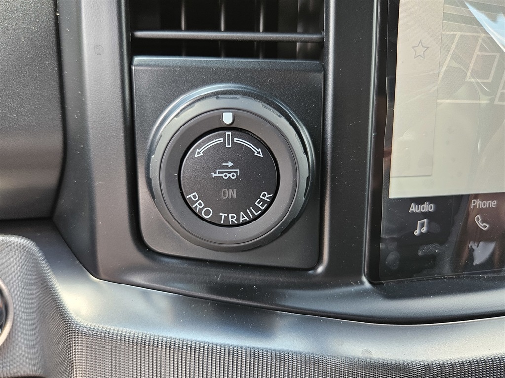 2025 Ford F-350 Platinum photo 19