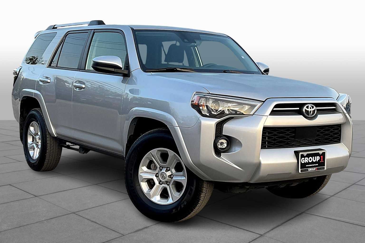 2024 Toyota 4Runner SR5 photo 2