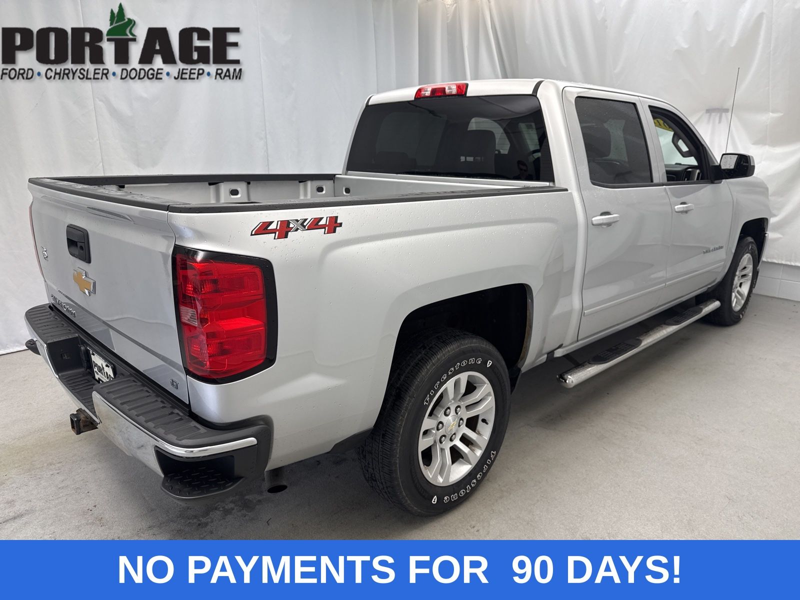 2018 Chevrolet Silverado 1500 LT photo 3