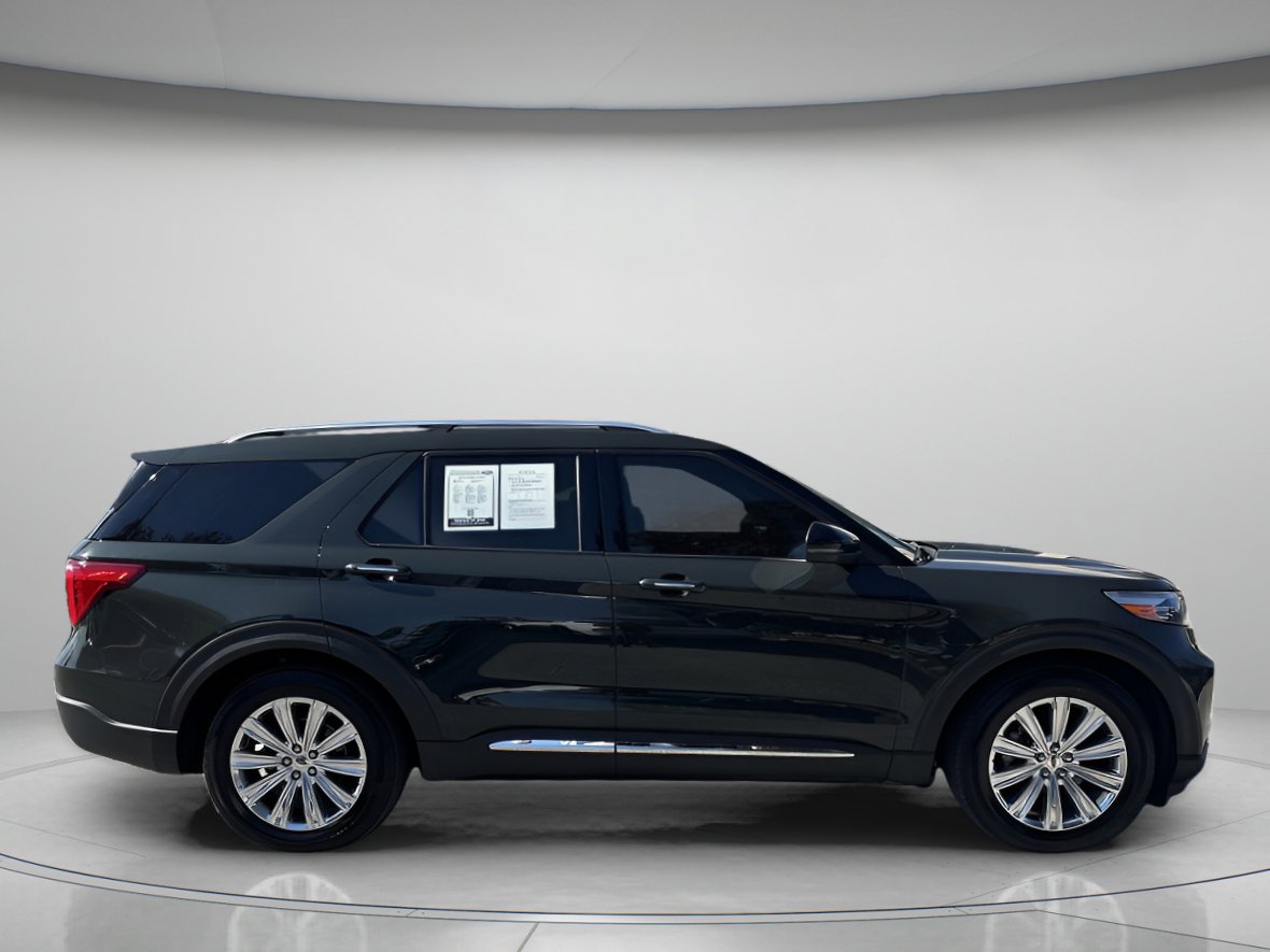 2022 Ford Explorer Limited photo 2